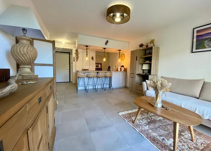 - Vue Et Village * Piana (Corsica)